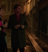 Emily_in_Paris_S01E09_An_American_Auction_in_Paris_720p_NF_WEB-DL_DDP5_1_x264-BTN_0342.jpg