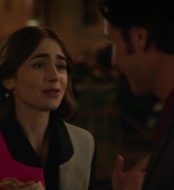 Emily_in_Paris_S01E09_An_American_Auction_in_Paris_720p_NF_WEB-DL_DDP5_1_x264-BTN_0398.jpg