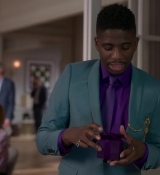 Emily_in_Paris_S01E09_An_American_Auction_in_Paris_720p_NF_WEB-DL_DDP5_1_x264-BTN_0477.jpg
