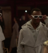 Emily_in_Paris_S01E09_An_American_Auction_in_Paris_720p_NF_WEB-DL_DDP5_1_x264-BTN_0564.jpg