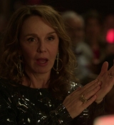 Emily_in_Paris_S01E09_An_American_Auction_in_Paris_720p_NF_WEB-DL_DDP5_1_x264-BTN_0675.jpg