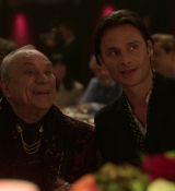 Emily_in_Paris_S01E09_An_American_Auction_in_Paris_720p_NF_WEB-DL_DDP5_1_x264-BTN_0682.jpg