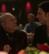 Emily_in_Paris_S01E09_An_American_Auction_in_Paris_720p_NF_WEB-DL_DDP5_1_x264-BTN_0705.jpg