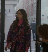 Emily_in_Paris_S01E09_An_American_Auction_in_Paris_720p_NF_WEB-DL_DDP5_1_x264-BTN_0869.jpg