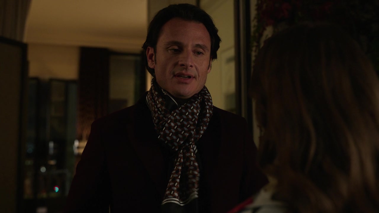 Emily_in_Paris_S01E10_Cancel_Couture_720p_NF_WEB-DL_DDP5_1_x264-BTN_0136.jpg