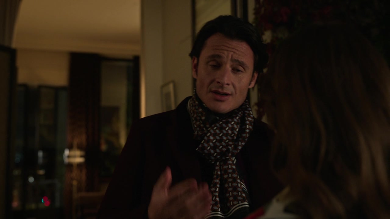 Emily_in_Paris_S01E10_Cancel_Couture_720p_NF_WEB-DL_DDP5_1_x264-BTN_0138.jpg