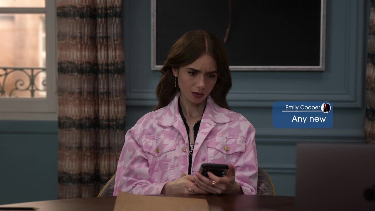 Emily_in_Paris_S01E10_Cancel_Couture_720p_NF_WEB-DL_DDP5_1_x264-BTN_0181.jpg