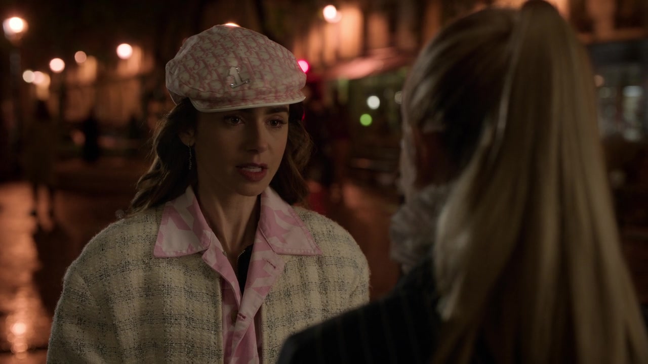 Emily_in_Paris_S01E10_Cancel_Couture_720p_NF_WEB-DL_DDP5_1_x264-BTN_0316.jpg
