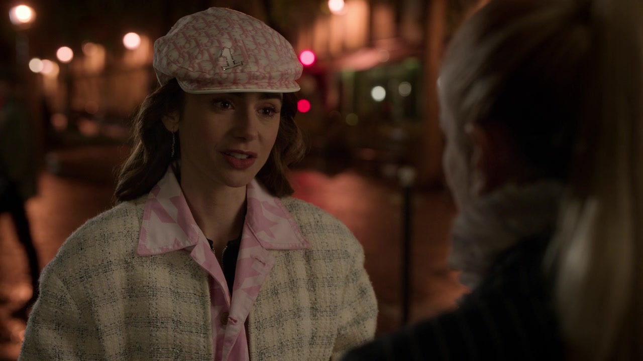 Emily_in_Paris_S01E10_Cancel_Couture_720p_NF_WEB-DL_DDP5_1_x264-BTN_0341.jpg