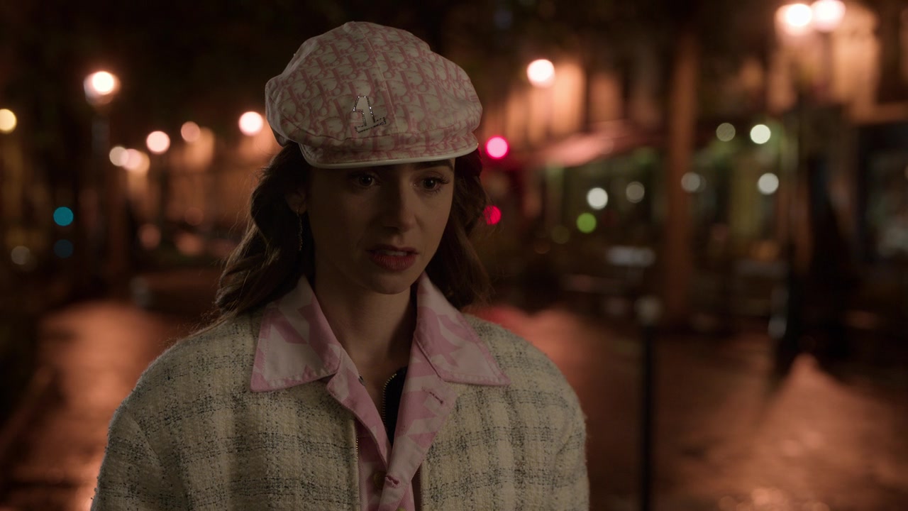 Emily_in_Paris_S01E10_Cancel_Couture_720p_NF_WEB-DL_DDP5_1_x264-BTN_0352.jpg