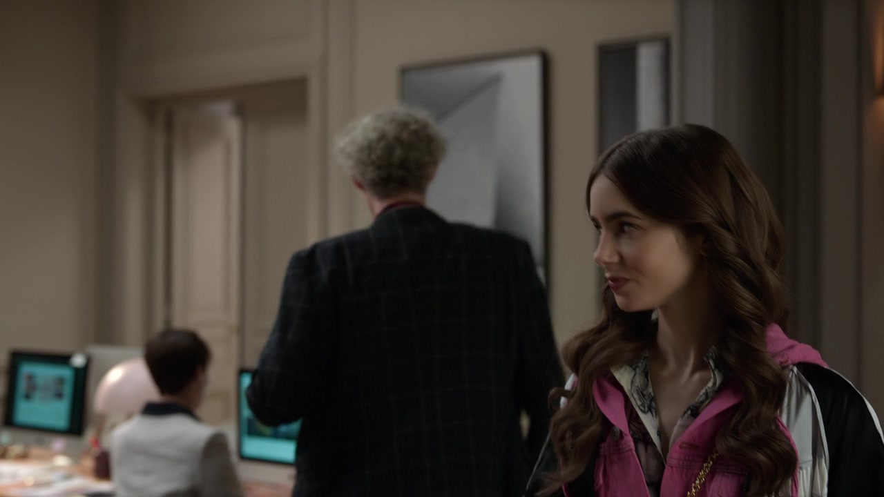 Emily_in_Paris_S01E10_Cancel_Couture_720p_NF_WEB-DL_DDP5_1_x264-BTN_0459.jpg