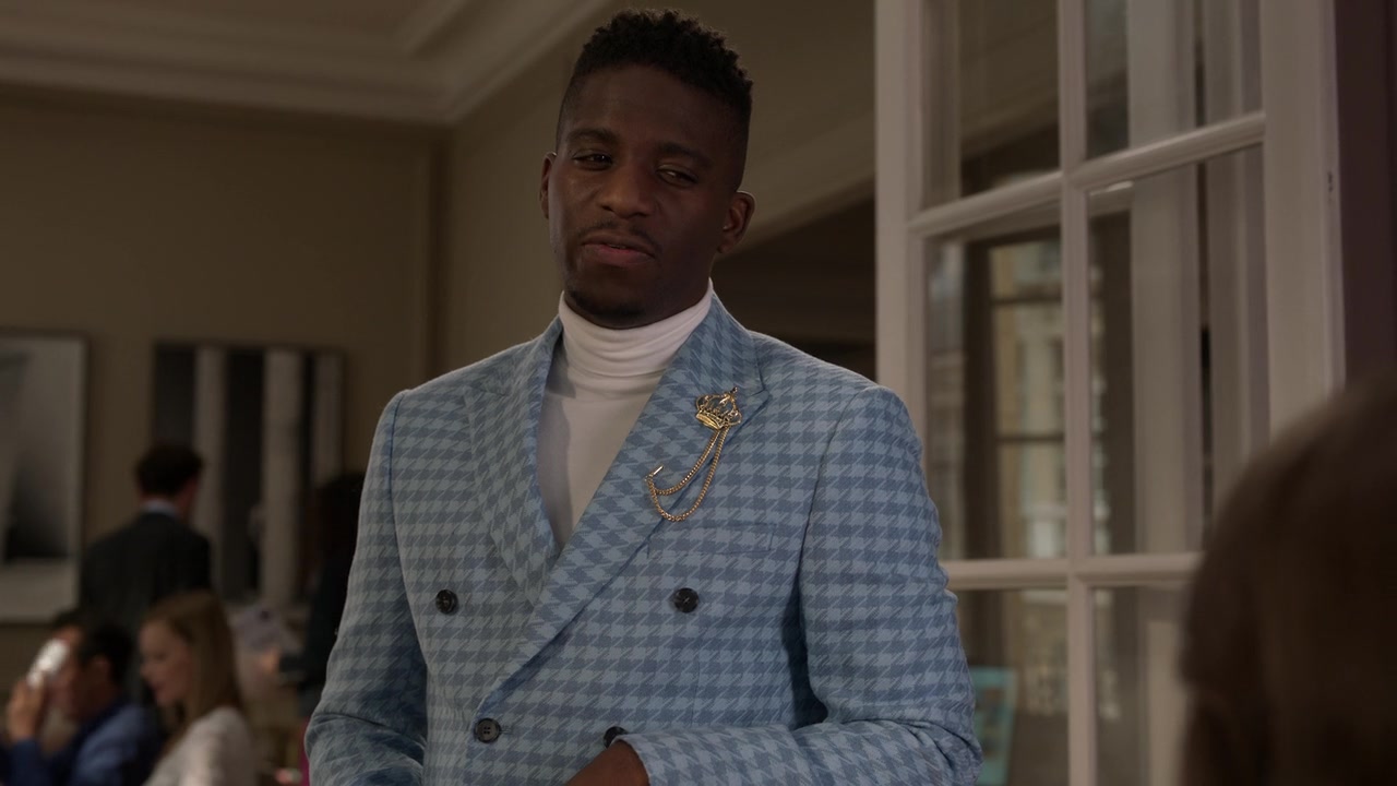 Emily_in_Paris_S01E10_Cancel_Couture_720p_NF_WEB-DL_DDP5_1_x264-BTN_0469.jpg