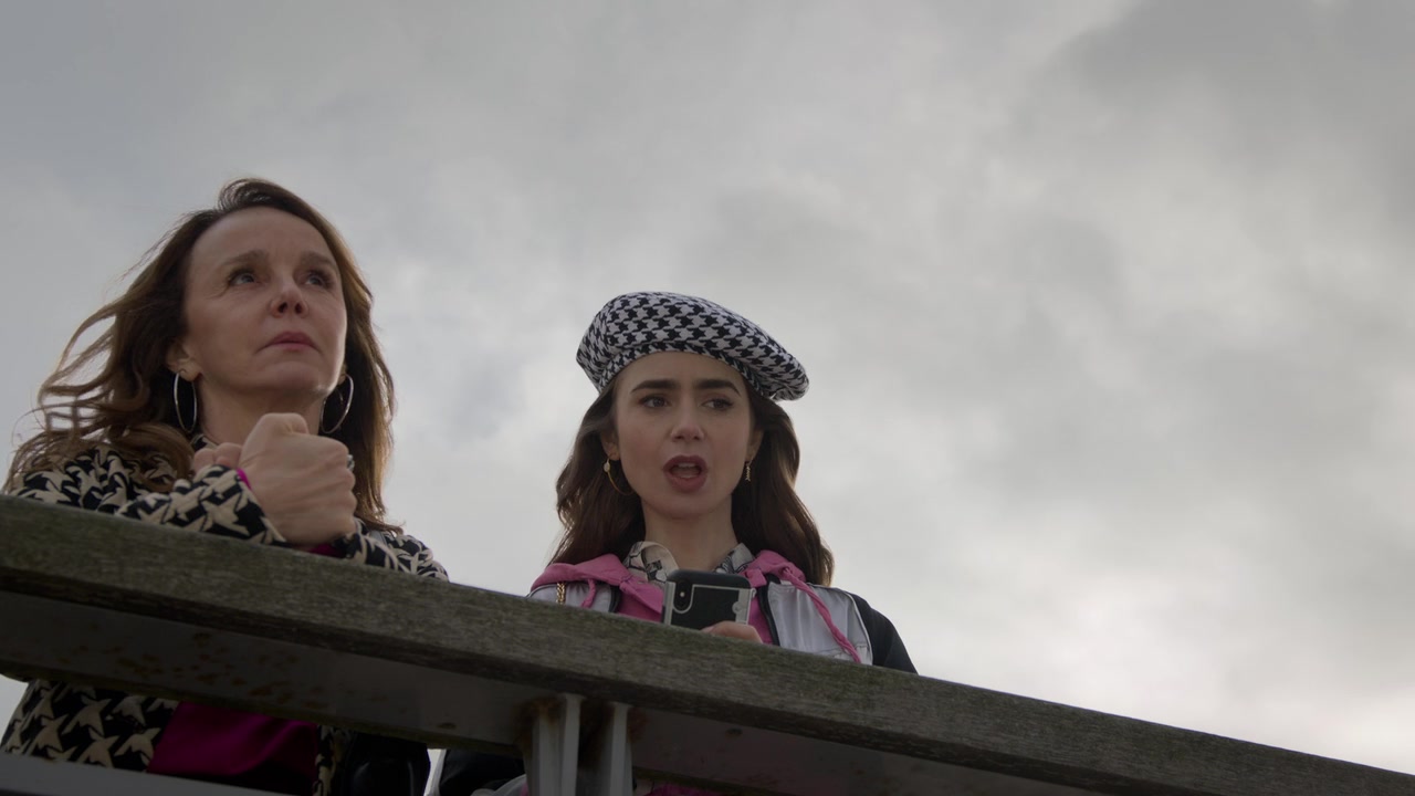 Emily_in_Paris_S01E10_Cancel_Couture_720p_NF_WEB-DL_DDP5_1_x264-BTN_0575.jpg Emily_in_Paris_S01E10_Cancel_Couture_720p_NF_WEB-DL_DDP5_1_x264-BTN_0575.jpg