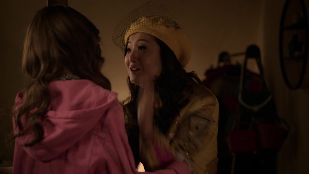 Emily_in_Paris_S01E10_Cancel_Couture_720p_NF_WEB-DL_DDP5_1_x264-BTN_0620.jpg Emily_in_Paris_S01E10_Cancel_Couture_720p_NF_WEB-DL_DDP5_1_x264-BTN_0620.jpg