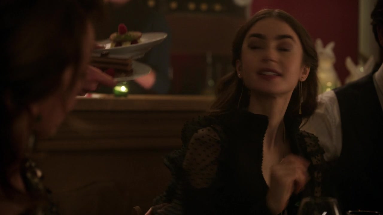 Emily_in_Paris_S01E10_Cancel_Couture_720p_NF_WEB-DL_DDP5_1_x264-BTN_0792.jpg