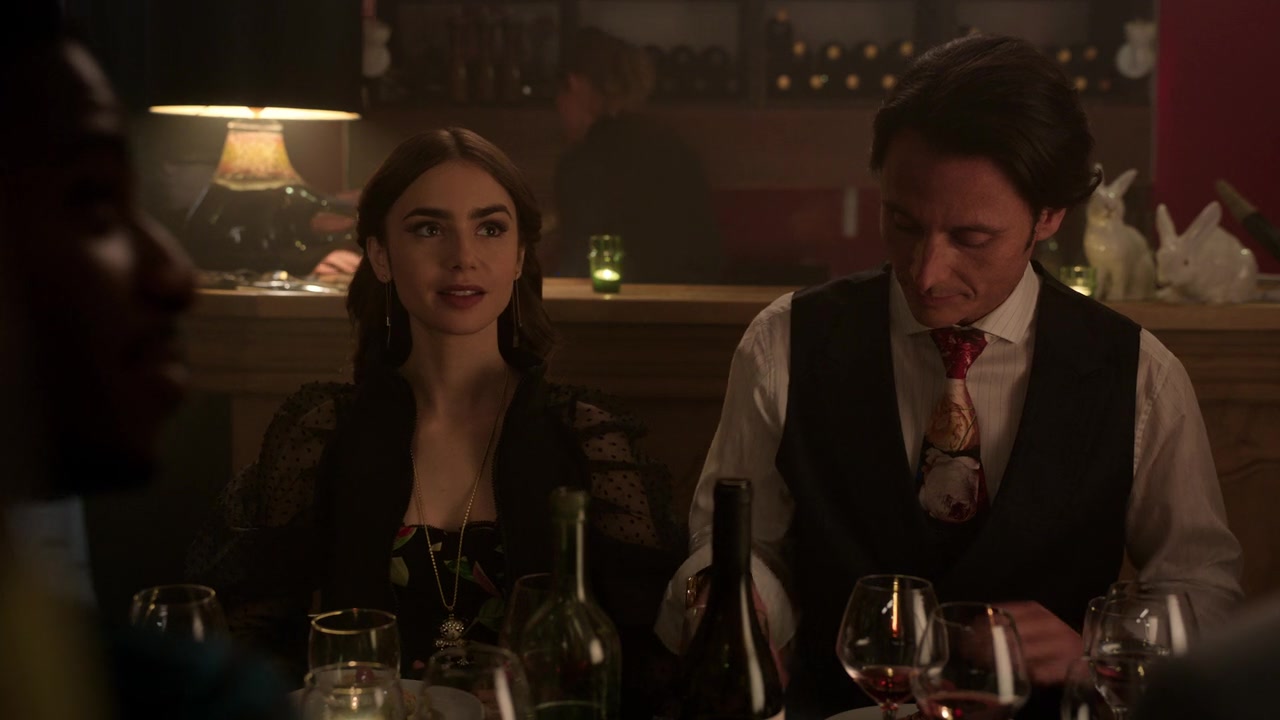 Emily_in_Paris_S01E10_Cancel_Couture_720p_NF_WEB-DL_DDP5_1_x264-BTN_0811.jpg