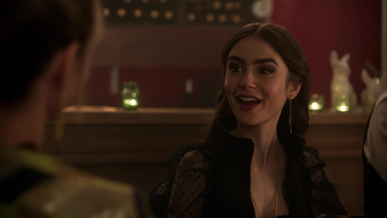 Emily_in_Paris_S01E10_Cancel_Couture_720p_NF_WEB-DL_DDP5_1_x264-BTN_0822.jpg