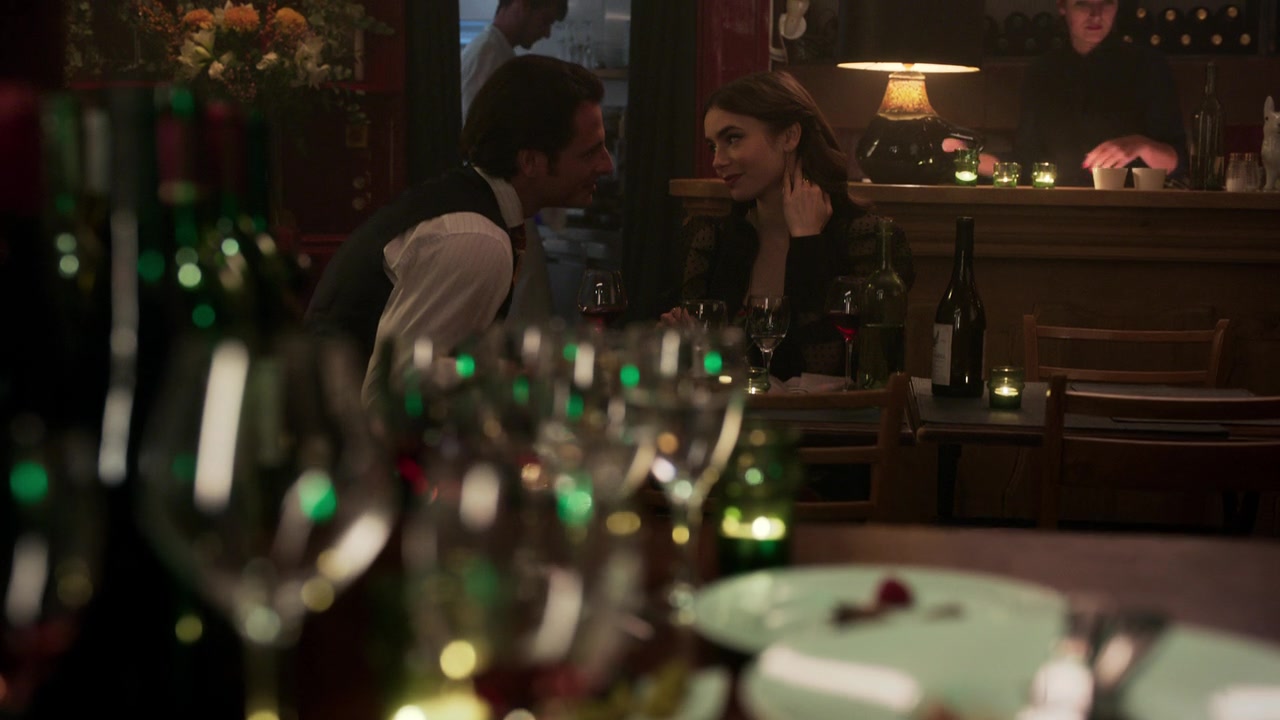 Emily_in_Paris_S01E10_Cancel_Couture_720p_NF_WEB-DL_DDP5_1_x264-BTN_0840.jpg