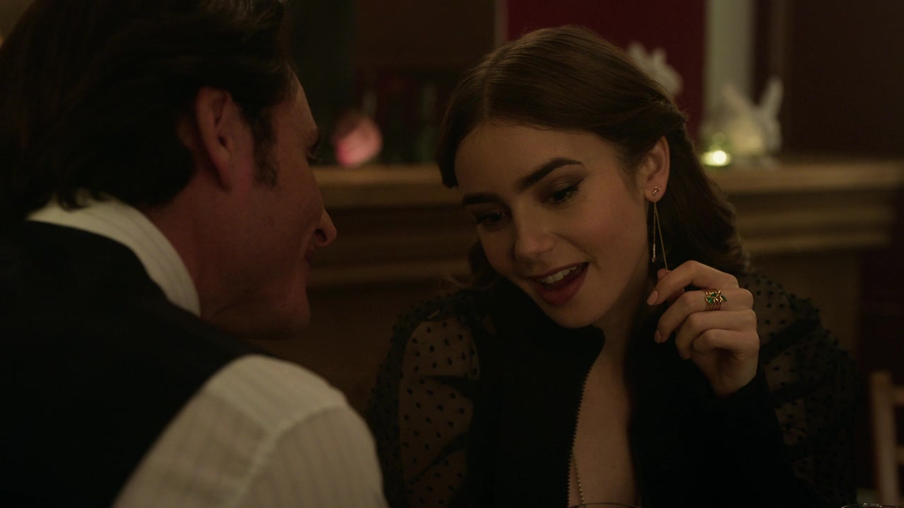 Emily_in_Paris_S01E10_Cancel_Couture_720p_NF_WEB-DL_DDP5_1_x264-BTN_0853.jpg