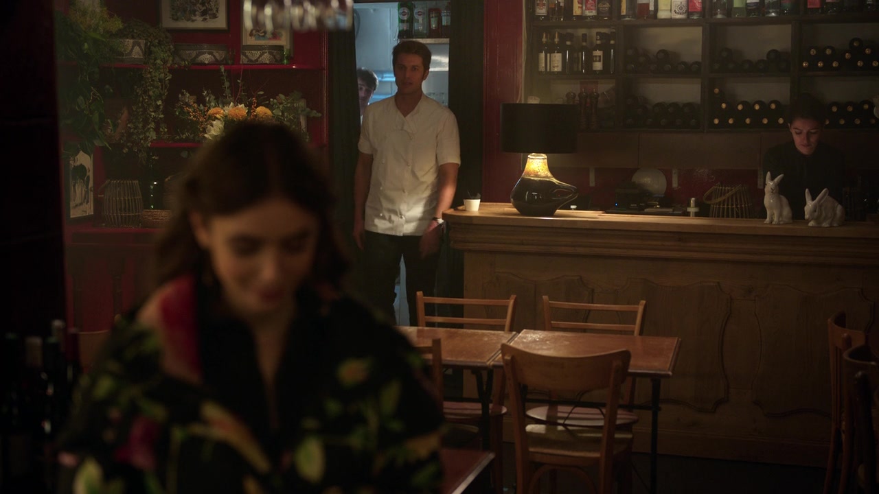 Emily_in_Paris_S01E10_Cancel_Couture_720p_NF_WEB-DL_DDP5_1_x264-BTN_0889.jpg Emily_in_Paris_S01E10_Cancel_Couture_720p_NF_WEB-DL_DDP5_1_x264-BTN_0889.jpg