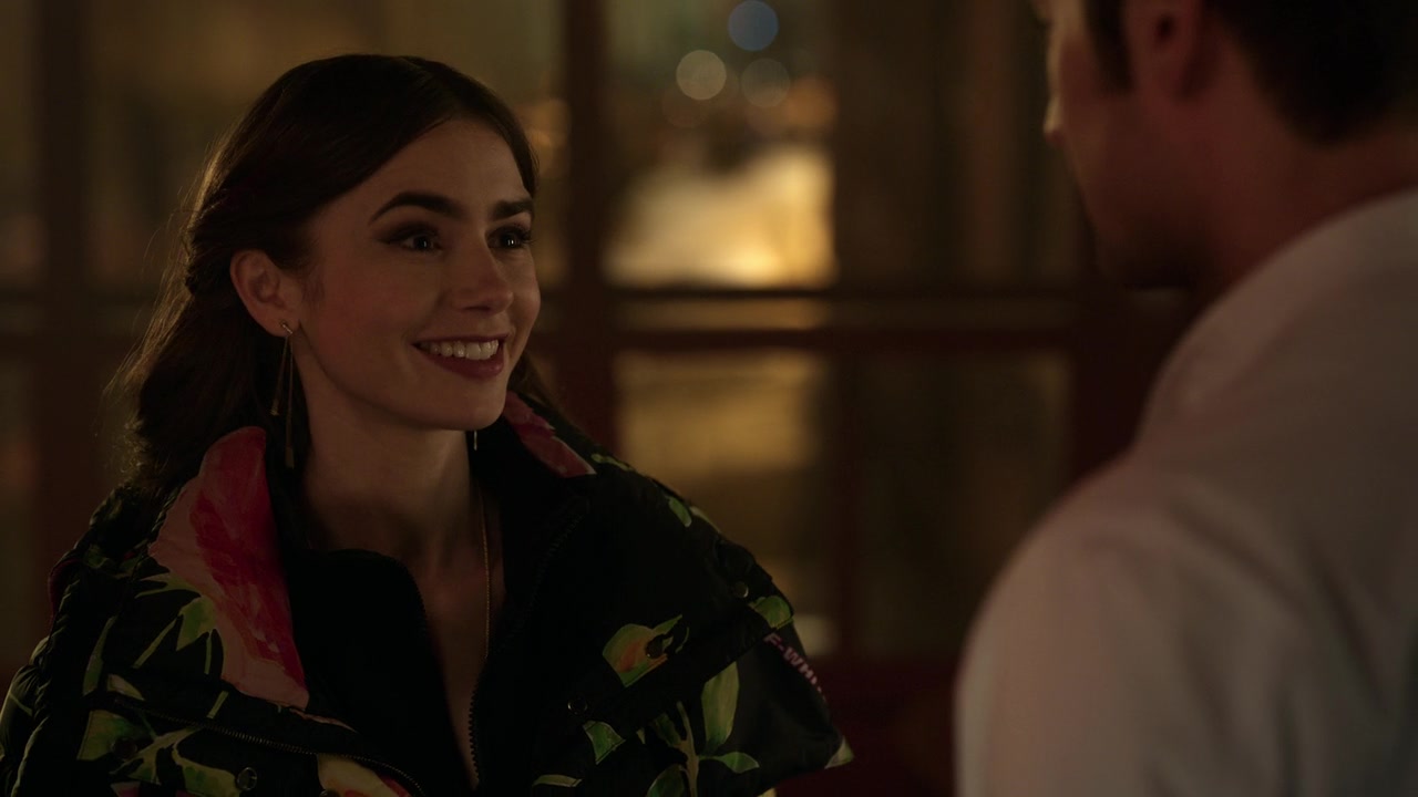 Emily_in_Paris_S01E10_Cancel_Couture_720p_NF_WEB-DL_DDP5_1_x264-BTN_0923.jpg