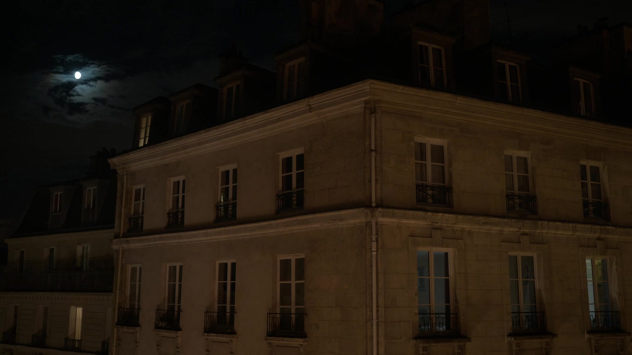 Emily_in_Paris_S01E10_Cancel_Couture_720p_NF_WEB-DL_DDP5_1_x264-BTN_0942.jpg Emily_in_Paris_S01E10_Cancel_Couture_720p_NF_WEB-DL_DDP5_1_x264-BTN_0942.jpg