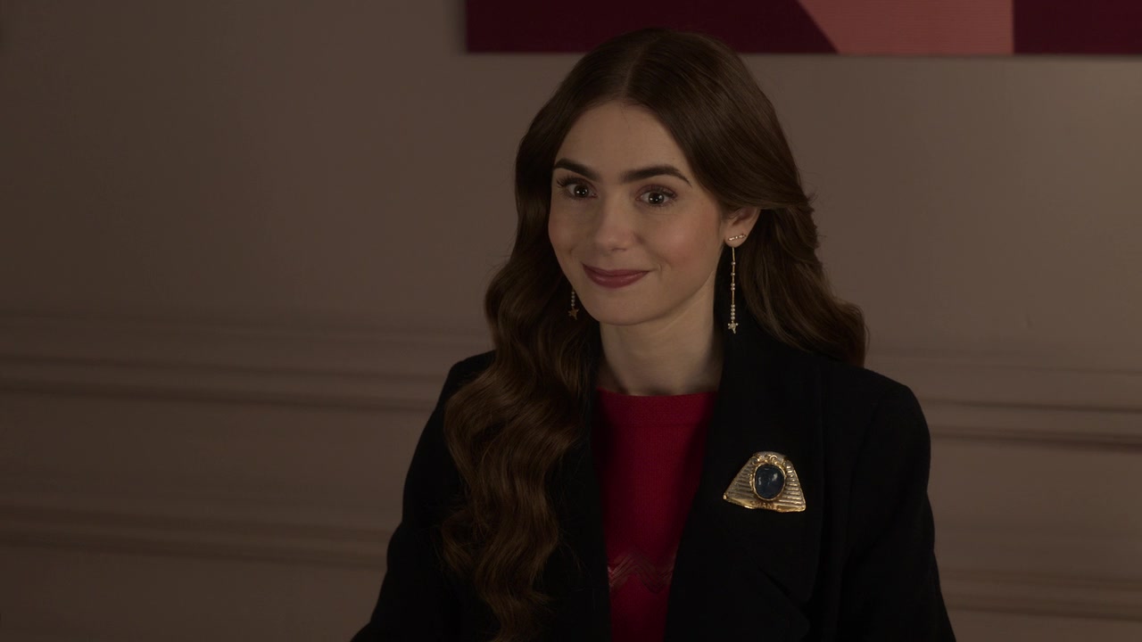 Emily_in_Paris_S01E10_Cancel_Couture_720p_NF_WEB-DL_DDP5_1_x264-BTN_1069.jpg