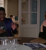 Emily_in_Paris_S01E10_Cancel_Couture_720p_NF_WEB-DL_DDP5_1_x264-BTN_0184.jpg