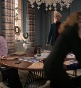 Emily_in_Paris_S01E10_Cancel_Couture_720p_NF_WEB-DL_DDP5_1_x264-BTN_0199.jpg