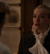 Emily_in_Paris_S01E10_Cancel_Couture_720p_NF_WEB-DL_DDP5_1_x264-BTN_0330.jpg