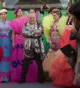 Emily_in_Paris_S01E10_Cancel_Couture_720p_NF_WEB-DL_DDP5_1_x264-BTN_0774.jpg