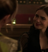 Emily_in_Paris_S01E10_Cancel_Couture_720p_NF_WEB-DL_DDP5_1_x264-BTN_0832.jpg