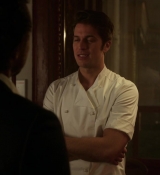 Emily_in_Paris_S01E10_Cancel_Couture_720p_NF_WEB-DL_DDP5_1_x264-BTN_0865.jpg