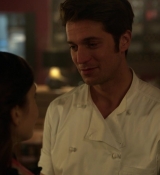 Emily_in_Paris_S01E10_Cancel_Couture_720p_NF_WEB-DL_DDP5_1_x264-BTN_0921.jpg