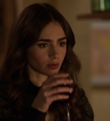 Emily_in_Paris_S01E10_Cancel_Couture_720p_NF_WEB-DL_DDP5_1_x264-BTN_0948.jpg