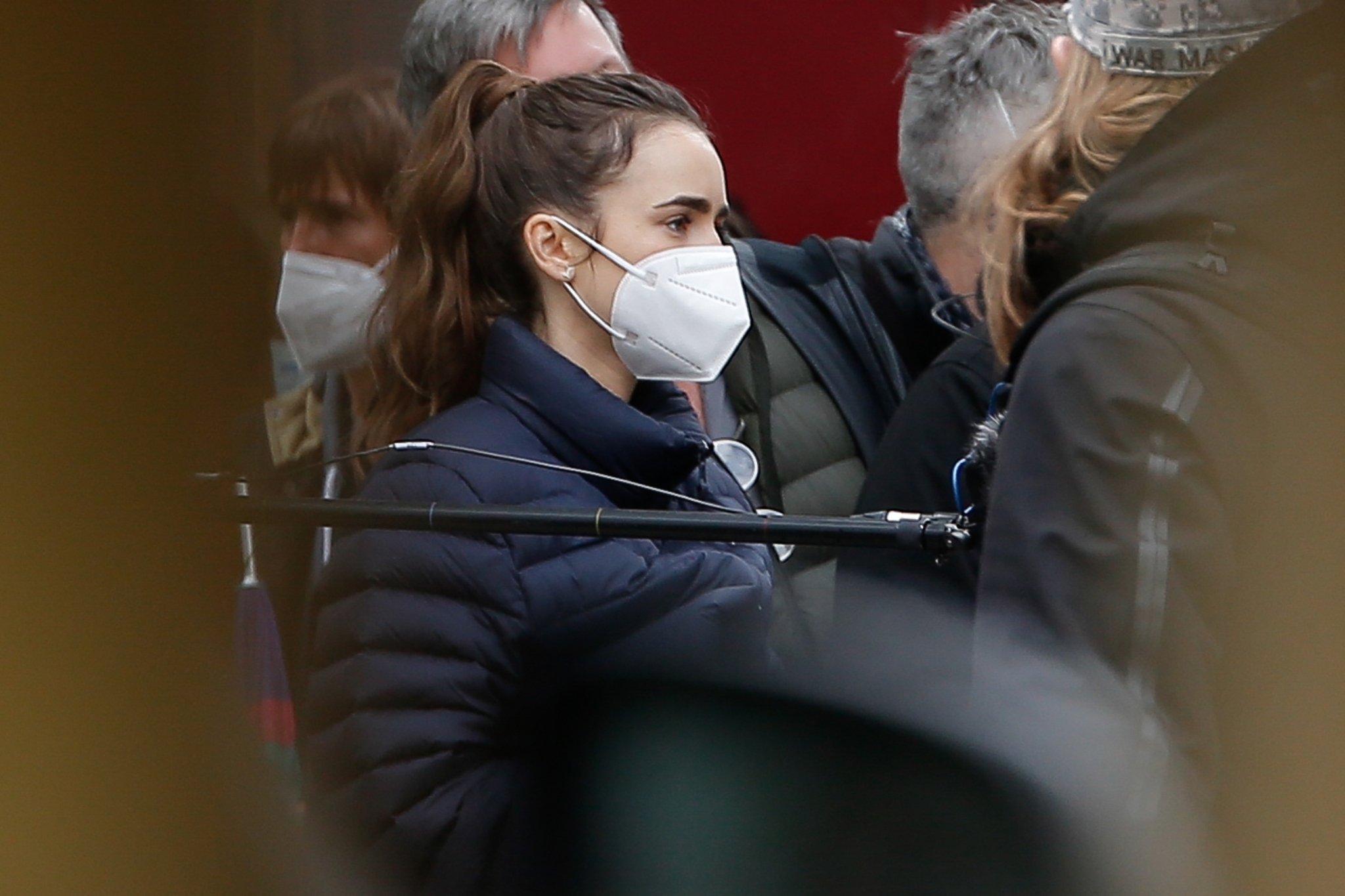 209210500_spread_lily_collins_210519_mcc_7754-001.jpg