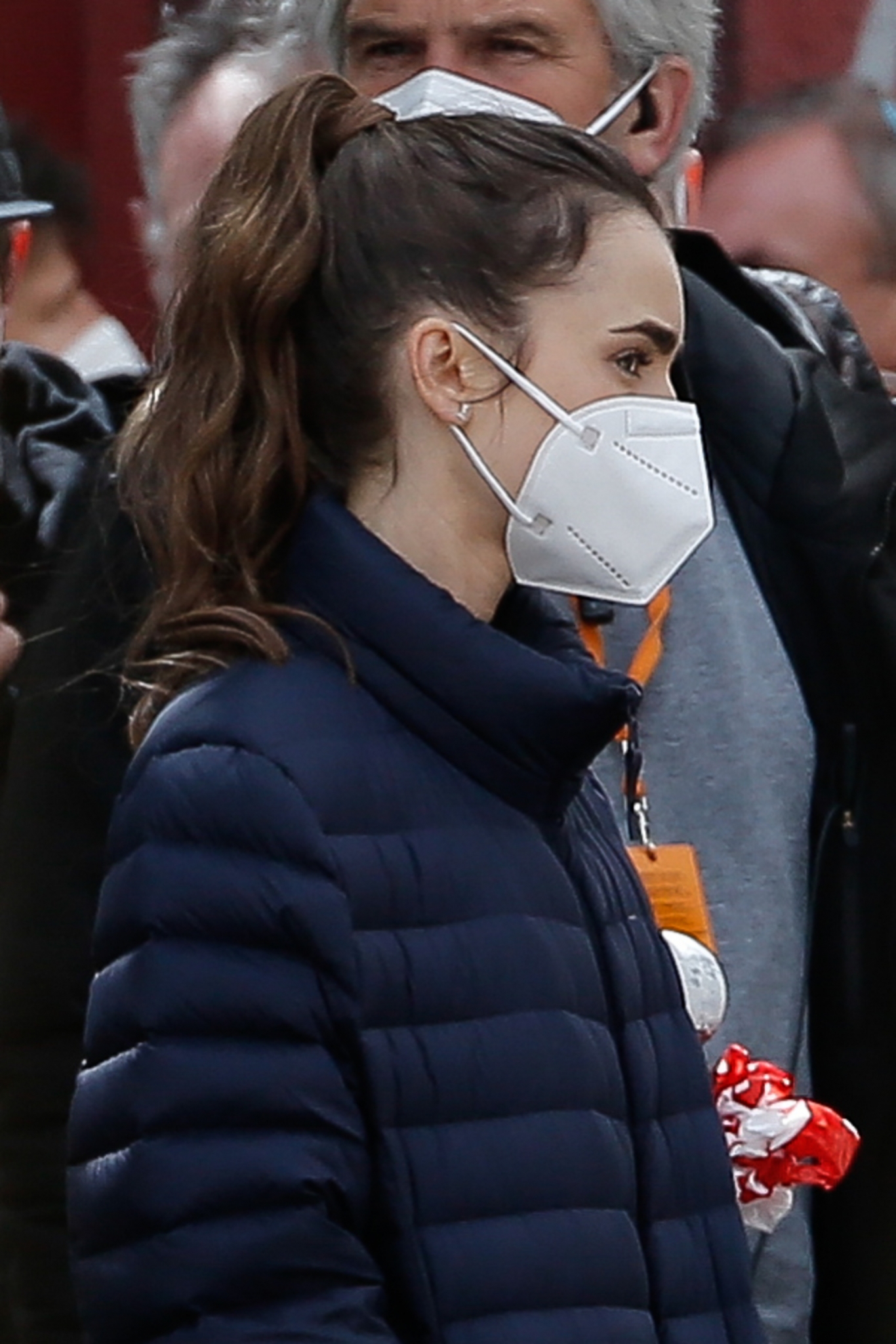 209210511_spread_lily_collins_210519_mcc_7754-005.jpg