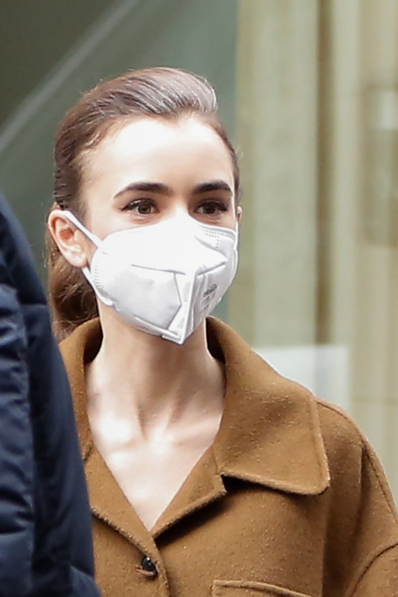 208715338_spread_lily_collins_210514_mcc_7748-005.jpg