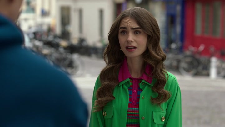 Emily_in_Paris_S02E01_WEBRip_x264-ION10_0411.jpg Emily_in_Paris_S02E01_WEBRip_x264-ION10_0411.jpg