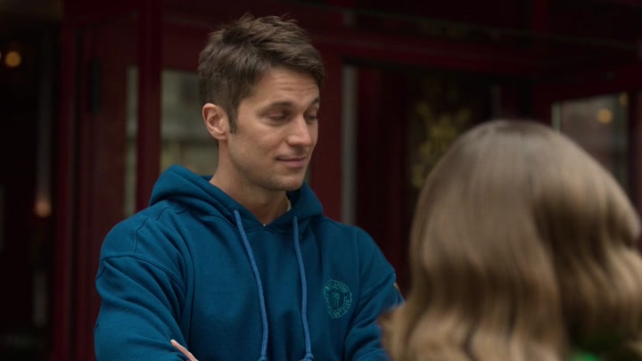 Emily_in_Paris_S02E01_WEBRip_x264-ION10_0443.jpg Emily_in_Paris_S02E01_WEBRip_x264-ION10_0443.jpg