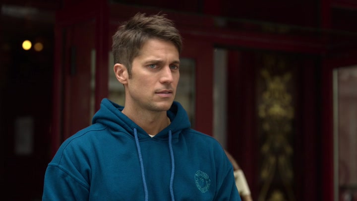 Emily_in_Paris_S02E01_WEBRip_x264-ION10_0479.jpg Emily_in_Paris_S02E01_WEBRip_x264-ION10_0479.jpg