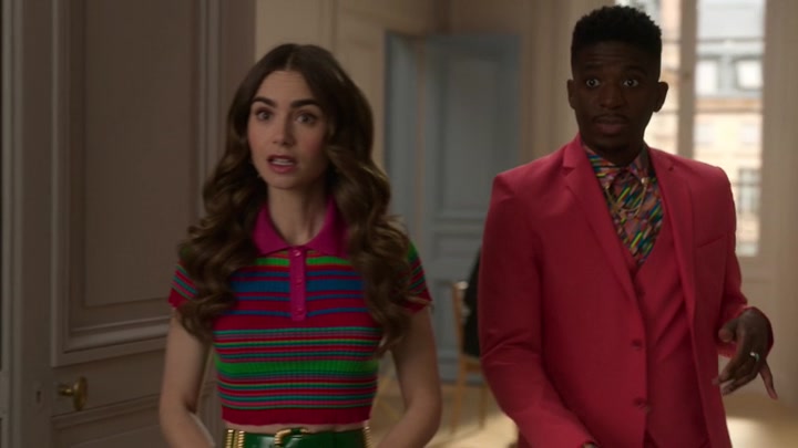 Emily_in_Paris_S02E01_WEBRip_x264-ION10_0551.jpg