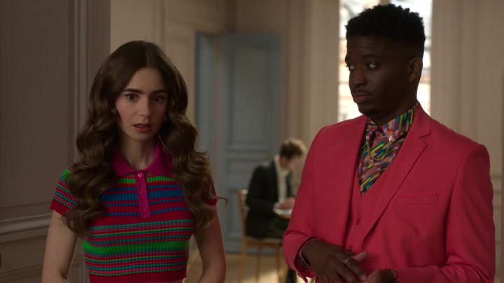 Emily_in_Paris_S02E01_WEBRip_x264-ION10_0563.jpg