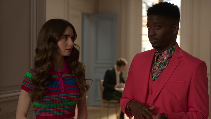 Emily_in_Paris_S02E01_WEBRip_x264-ION10_0566.jpg