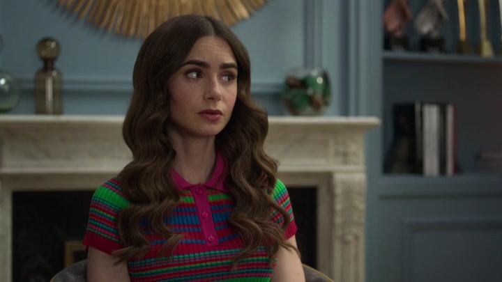 Emily_in_Paris_S02E01_WEBRip_x264-ION10_0670.jpg