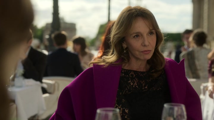 Emily_in_Paris_S02E01_WEBRip_x264-ION10_0851.jpg