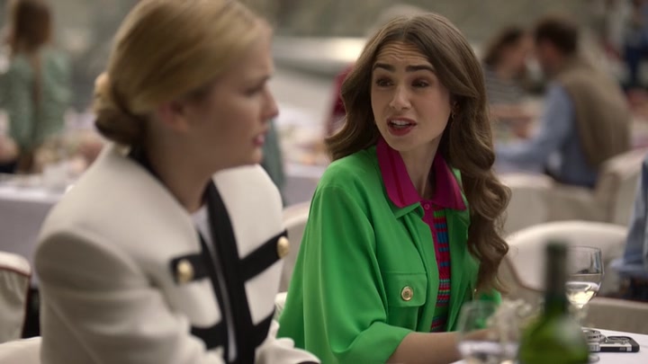 Emily_in_Paris_S02E01_WEBRip_x264-ION10_0923.jpg