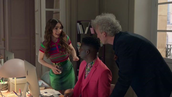 Emily_in_Paris_S02E01_WEBRip_x264-ION10_1084.jpg