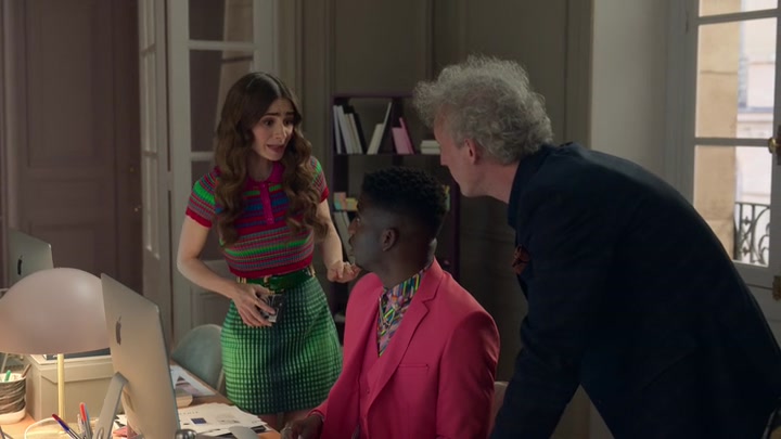Emily_in_Paris_S02E01_WEBRip_x264-ION10_1085.jpg