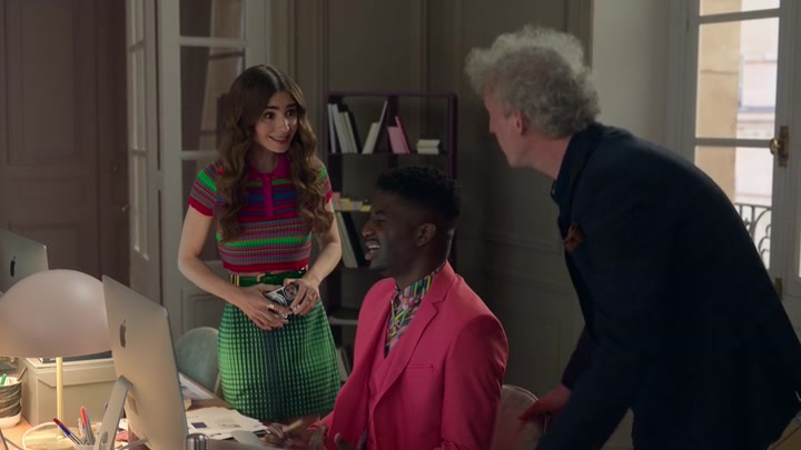Emily_in_Paris_S02E01_WEBRip_x264-ION10_1092.jpg